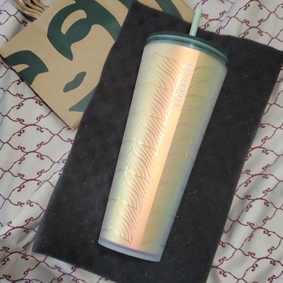 Starbucks beverage collection - Picture 2 of 4